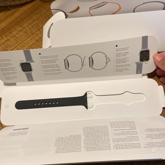 Apple Watch Sport Band M/L - Picture 2 of 3